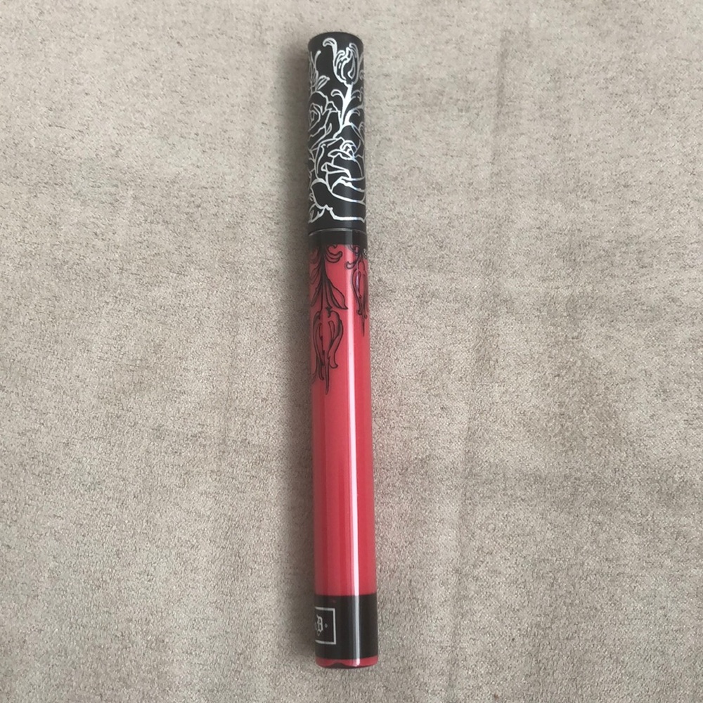 Brand new without box Kat Von D Lip